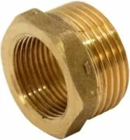 Футорка 15/10 внешняя резьба 1/2" и внутр. резьба 3/8" латунь Футорка 15/10 внешняя резьба 1/2" и внутр. резьба 3/8" латунь